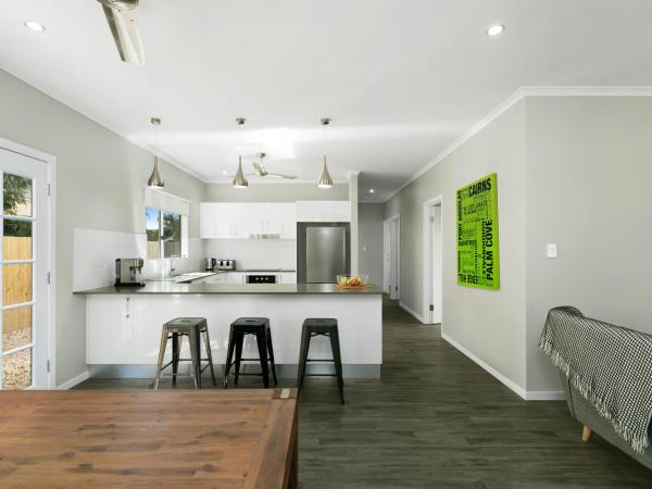 Estilo Bed and Breakfast : photo 1 de la chambre chambre lit queen-size avec salle de bains commune