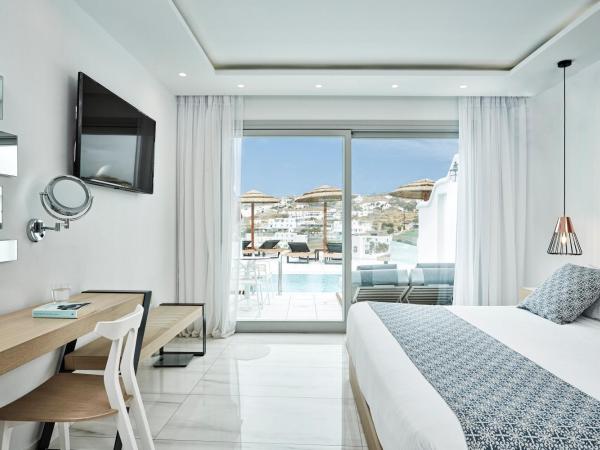 Grand Beach Hotel : photo 3 de la chambre suite panorama avec piscine semi-privée