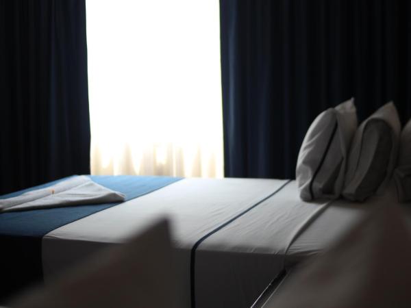 Hotel Portonovo Plaza Malecon : photo 5 de la chambre chambre double standard