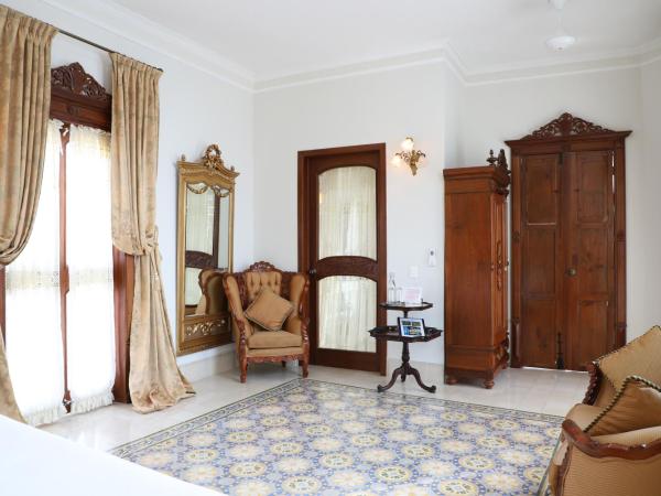 El Palacito Secreto Luxury Boutique Hotel & Spa : photo 7 de la chambre chambre lit king-size supérieure - marie antoinette