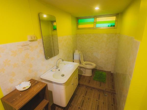 Joy's House & Tour : photo 3 de la chambre chambre double standard