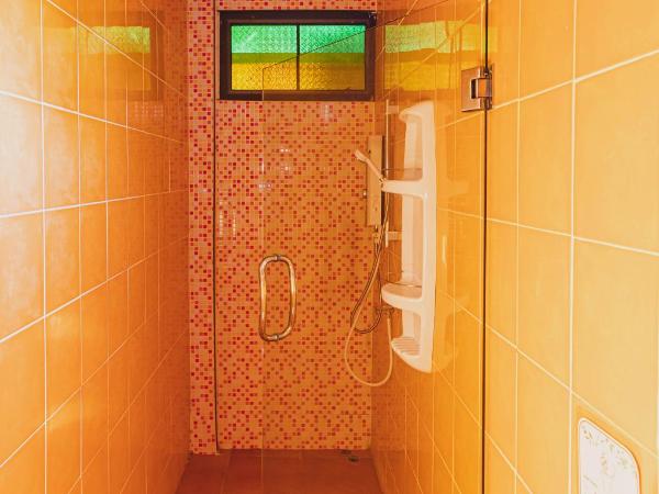 Joy's House & Tour : photo 9 de la chambre chambre deluxe double ou lits jumeaux