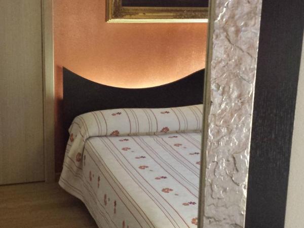 La Grotta Hotel : photo 7 de la chambre chambre double standard