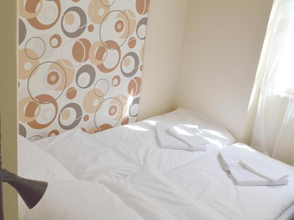 Synagogue View Guest House : photo 7 de la chambre chambre double