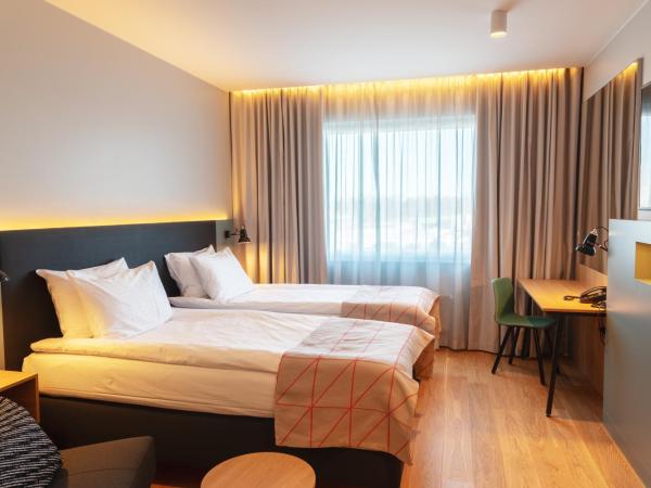 Holiday Inn Helsinki - Expo, an IHG Hotel : photo 2 de la chambre chambre lits jumeaux standard avec fauteuil-lit - non-fumeurs