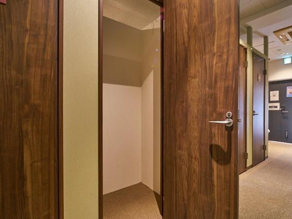 1 Night 1980 Hostel Tokyo Asakusa Simple Stay : photo 9 de la chambre chambre capsule - femmes uniquement