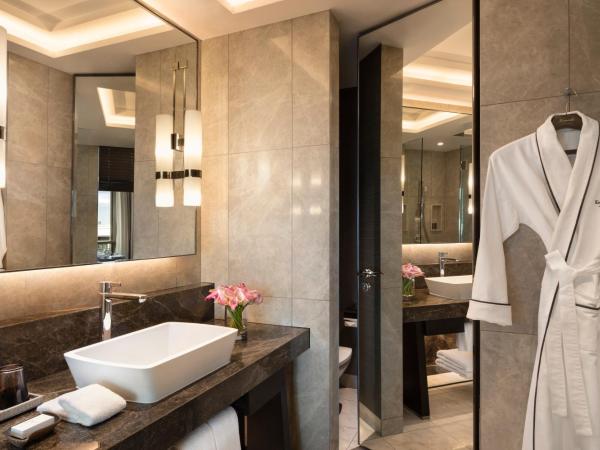 Siam Kempinski Hotel Bangkok : photo 2 de la chambre chambre de luxe avec 1 lit king-size