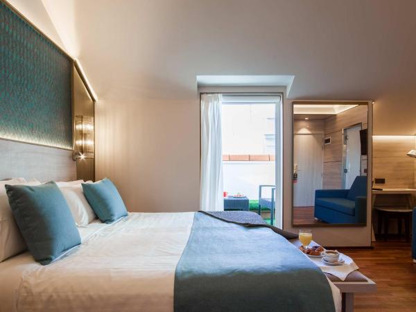 Preciados : photo 3 de la chambre chambre double ou lits jumeaux supérieure avec terrasse