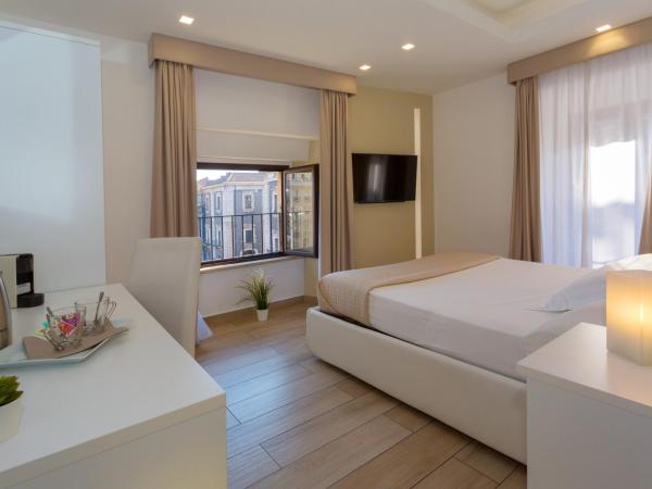 Le Suites Del Duomo : photo 8 de la chambre chambre lit queen-size avec balcon