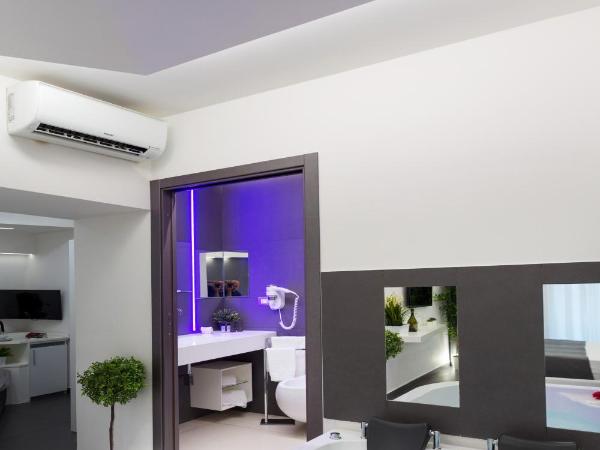 Le Suites Del Duomo : photo 3 de la chambre chambre lit queen-size avec baignoire spa