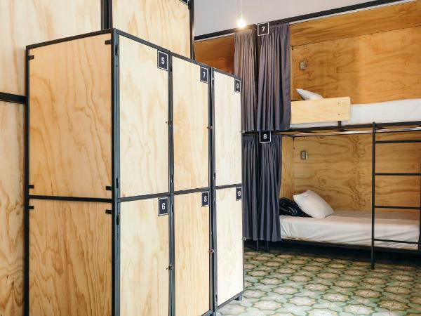 CASA MX alameda : photo 1 de la chambre lit dans dortoir pour femmes de 10 lits