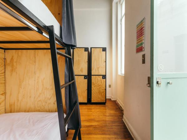 CASA MX alameda : photo 2 de la chambre lit dans dortoir pour femmes de 10 lits