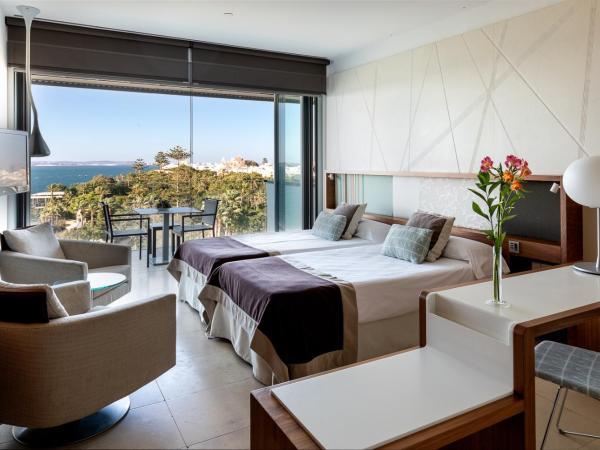 Parador de Cádiz : photo 1 de la chambre chambre double ou lits jumeaux avec lit d'appoint (3 adultes)