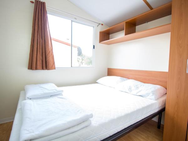 Easyatent Mobile home Bijela Uvala : photo 5 de la chambre mobile home