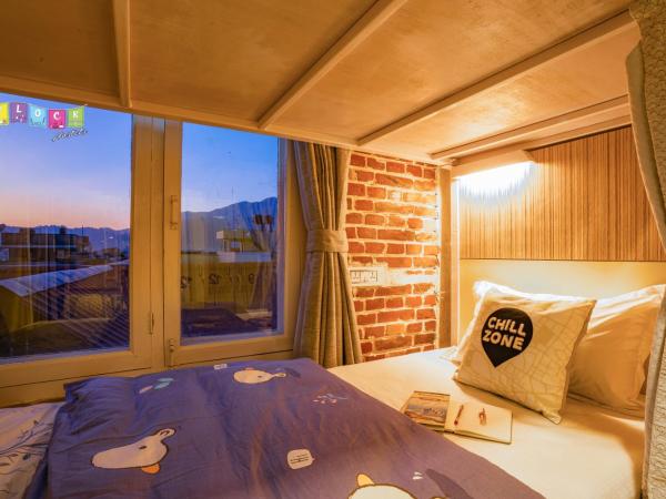 Flock Kathmandu : photo 3 de la chambre lit superposé dans dortoir mixte