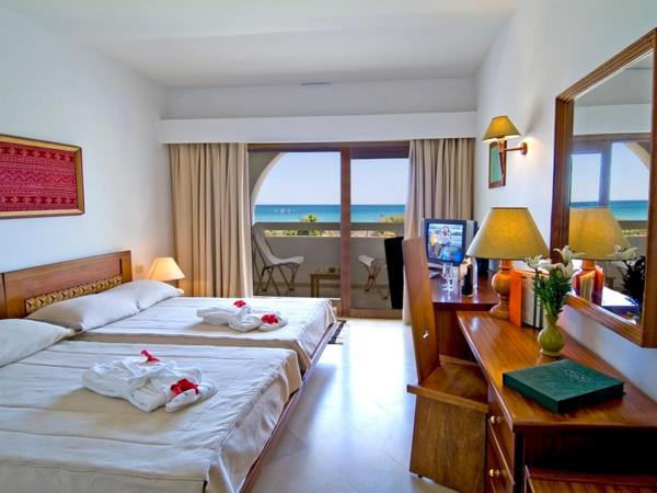 The Orangers Beach Resort and Bungalows All Inclusive : photo 2 de la chambre room #218723206