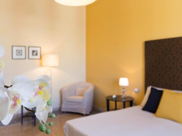 Al Porto Di Cagliari : photo 2 de la chambre chambre double ou lits jumeaux standard