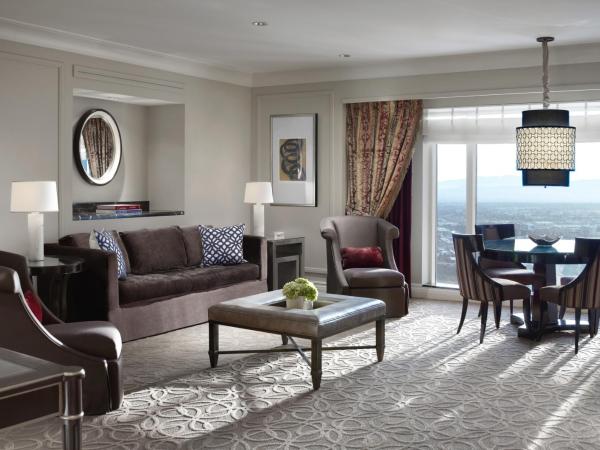 The Palazzo at The Venetian Resort Hotel & Casino by Suiteness : photo 3 de la chambre grande suite 1 chambre lit king-size + suite 2 lits queen-size de luxe