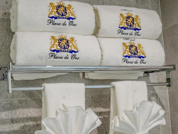 Plaza de Oro : photo 4 de la chambre chambre lits jumeaux