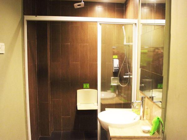 MaxOneHotels.com at Sabang : photo 2 de la chambre happiness double room