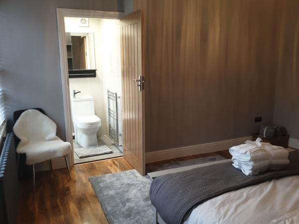 Arsenal Highbury & Islington Beautifully Presented : photo 10 de la chambre suite exécutive avec salle de bains privative