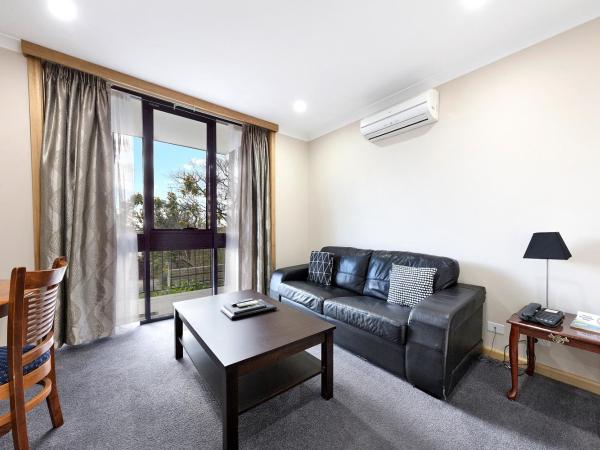 Commodore Regent : photo 1 de la chambre appartement 1 chambre avec baignoire spa