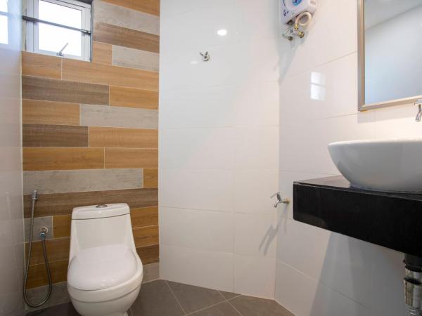 Lazy Cat Home At Gaya Street : photo 10 de la chambre chambre familiale avec salle de bains privative