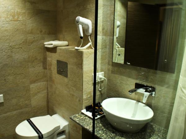 LYNQ AERO : photo 4 de la chambre chambre double deluxe