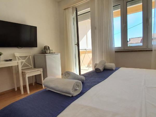 Apartmani Mira : photo 2 de la chambre chambre double - vue sur mer