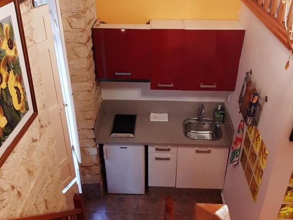 Pensión Guesthouse Antonio : photo 6 de la chambre studio lit king-size deluxe