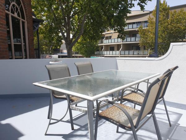 Adelaide Pulteney Motel : photo 4 de la chambre chambre lit king-size