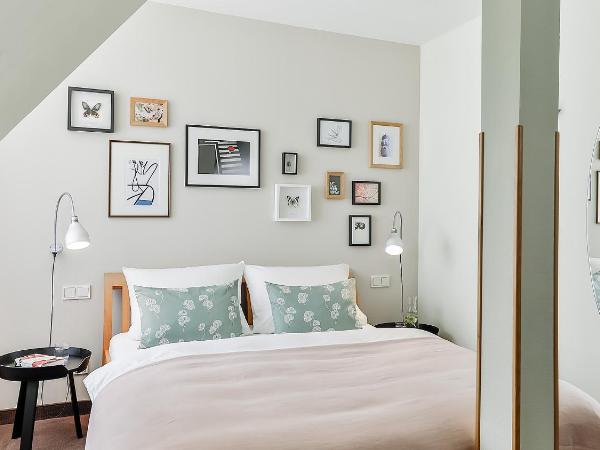 BIO-Hotel Villa Orange : photo 3 de la chambre double room orange (grandlit, queen bed, 140-160cm wide bed)