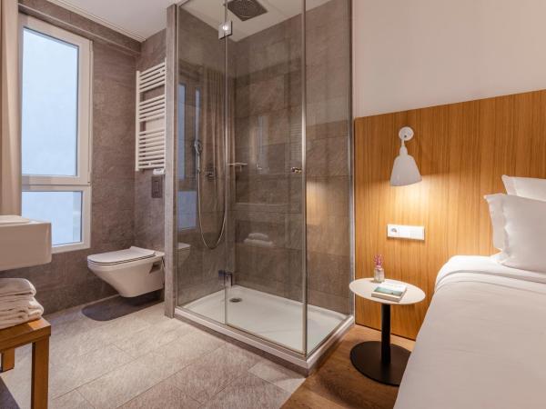 9Hotel Republique : photo 2 de la chambre chambre simple