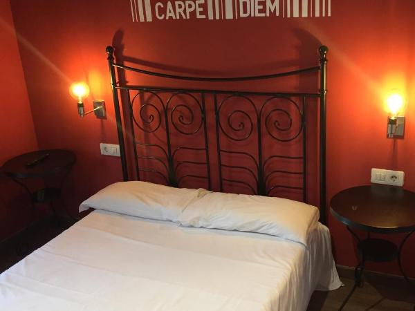 Safestay Barcelona Passeig de Gràcia : photo 2 de la chambre chambre double avec salle de bains privative