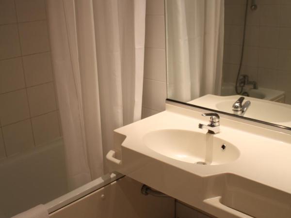 Mercure Angers Centre de Congrès : photo 4 de la chambre chambre double standard