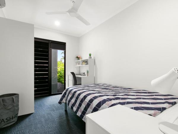 MiHaven Shared Living - Martyn St : photo 5 de la chambre chambre simple avec salle de bains privative