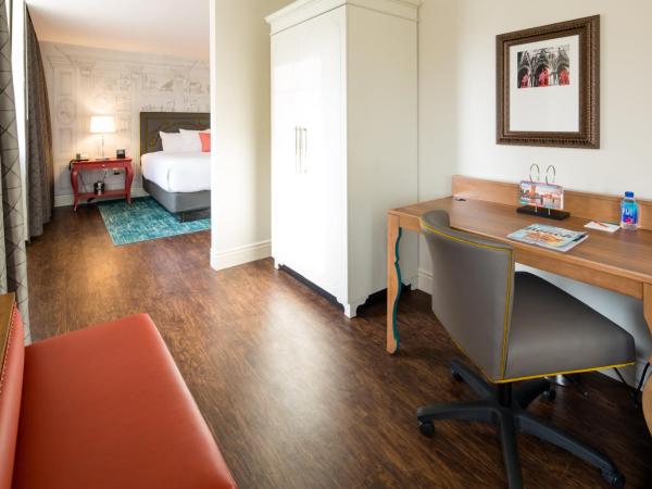 Hotel Indigo Baltimore Downtown, an IHG Hotel : photo 5 de la chambre suite lit king-size