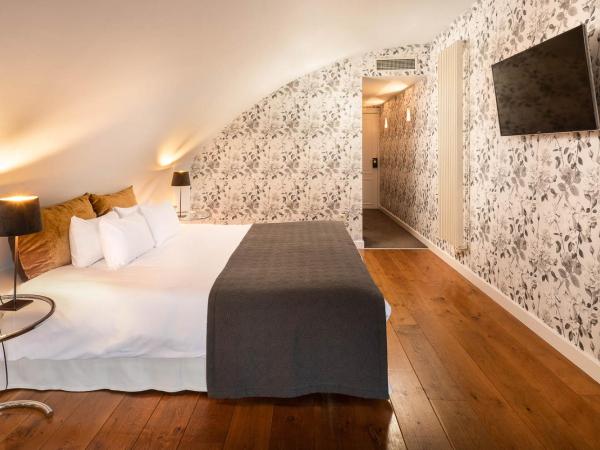 De Tuilerieën - Small Luxury Hotels of the World : photo 4 de la chambre chambre de charme avec balcon