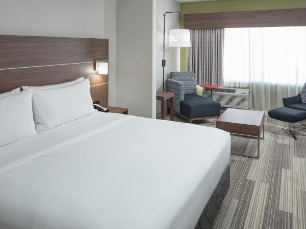 Holiday Inn Express & Suites - Orlando At Seaworld, an IHG Hotel : photo 4 de la chambre chambre standard