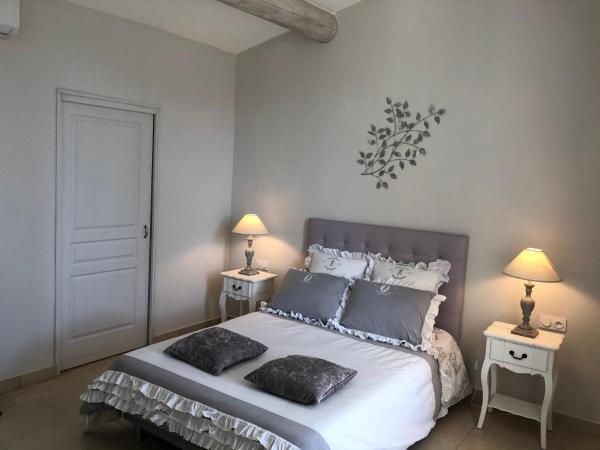 La Chapelle : photo 3 de la chambre chambre double - vue sur jardin