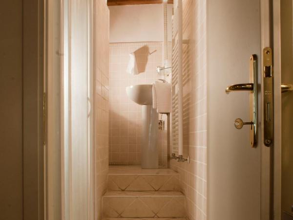 Albergo Orologio : photo 6 de la chambre chambre simple