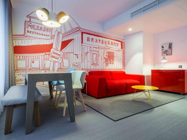 Radisson RED Brussels : photo 2 de la chambre suite