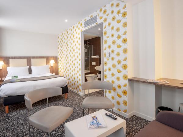 Holiday Inn Paris Opéra - Grands Boulevards, an IHG Hotel : photo 1 de la chambre chambre lit queen-size supérieure avec canapé-lit – non-fumeurs