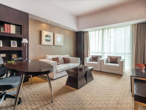 Holiday Inn Xi'an Greenland Century City, an IHG Hotel : photo 2 de la chambre one-bedroom suite lounge access