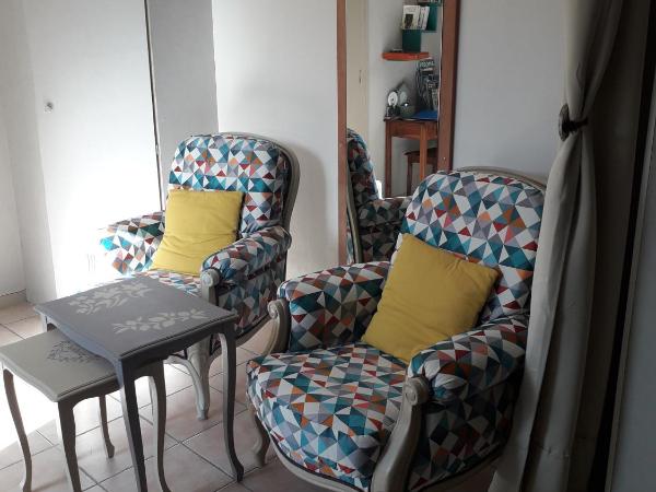 Chambres d'Hôtes de l'Ile du Saule : photo 3 de la chambre chambre double - vue sur jardin