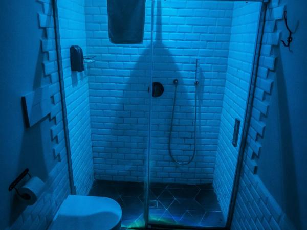 Vinto House Salerno Downtown : photo 10 de la chambre chambre double ou lits jumeaux supérieure avec vue sur ville