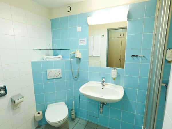 Hotel Kolping Wien Zentral : photo 2 de la chambre chambre double standard - vue sur ville