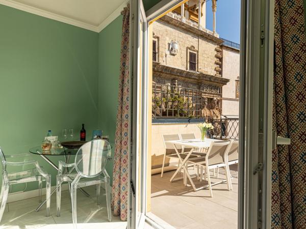 I Mori di Porta Nuova Suite & Terrace : photo 2 de la chambre suite avec terrasse 