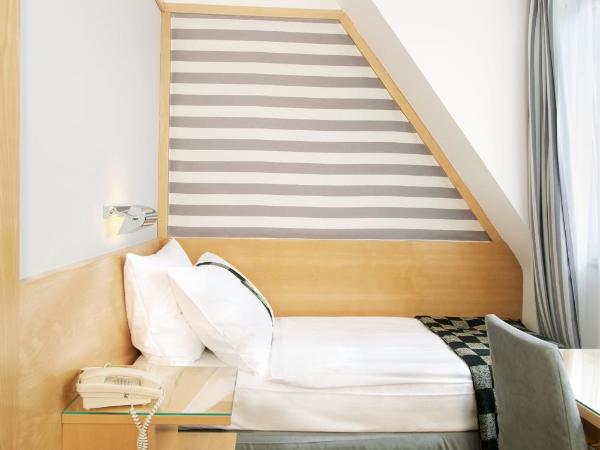 Holiday Inn Vienna City, an IHG Hotel : photo 4 de la chambre chambre simple standard - vue sur ville - dernier Étage