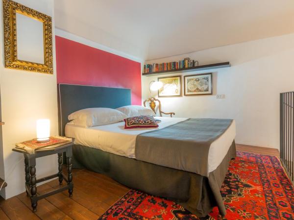 B&B Villa I 2 Leoni : photo 8 de la chambre suite en duplex - vue sur parc